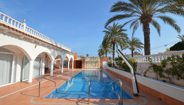 VILLA IN CABO ROIG IN ONLY ONE FLOOR