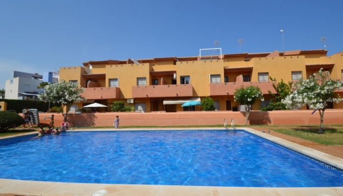 Beautiful house for sale just 100 metres from the sea in Campoamor in Orihuela Costa