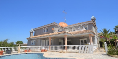 Chalet / Villa - Reventas - Torrevieja - La Veleta