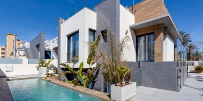 Chalet / Villa - Obra nueva - Torrevieja - La Mata