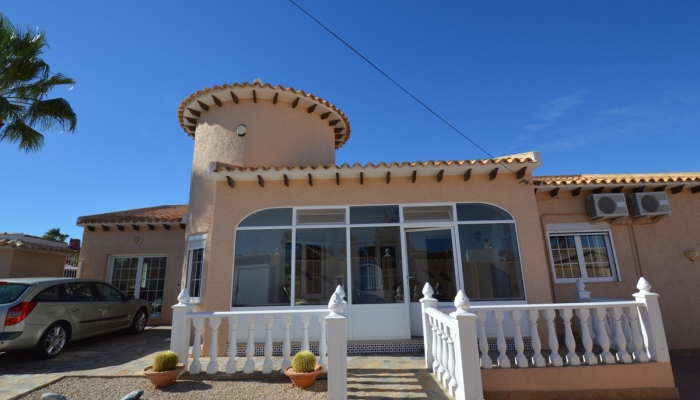 house in Cabo roig for sale